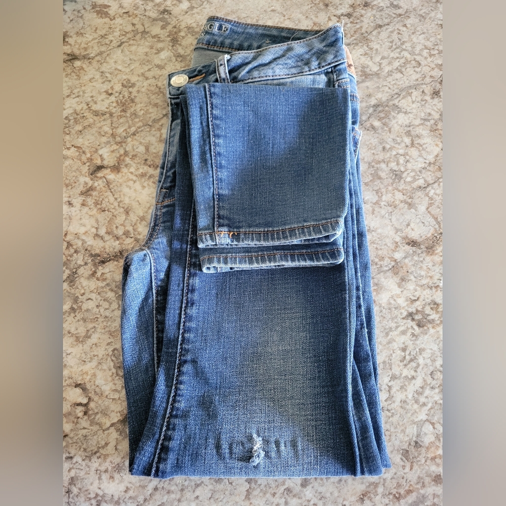 American Eagle Skinny Medium Wash Blue Excellent Condition Size 8